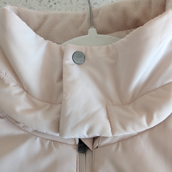 ADAY City Summits Vest - Cream - Size Medium - Picture 7 of 9